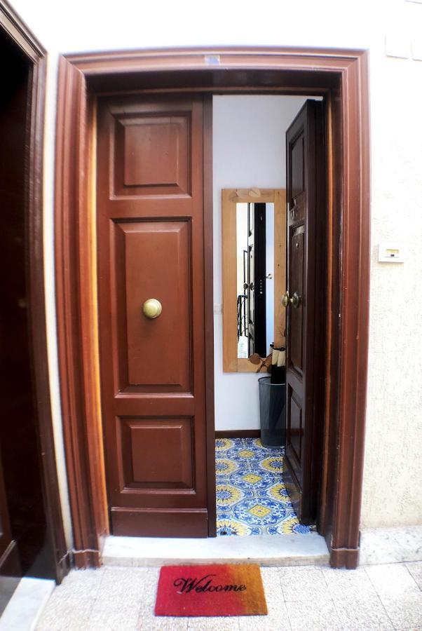 Colosseum Apartment - Zeno 04 ローマ エクステリア 写真